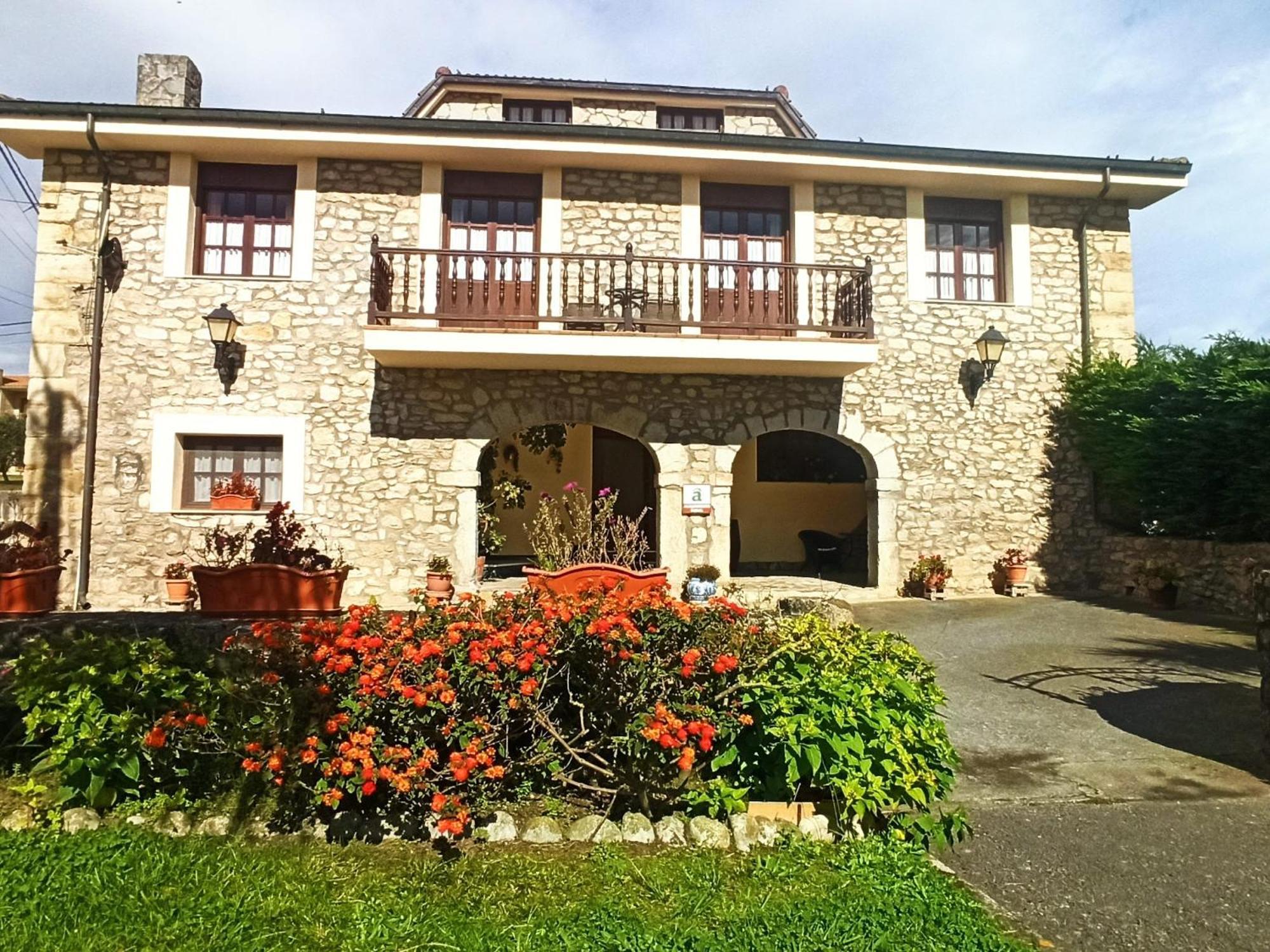 Posada Playa De Langre Langre  Zewnętrze zdjęcie
